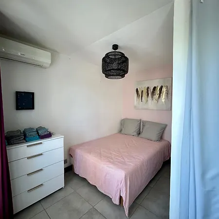 Vue Beau 2pieces, Proche Plage, Centre-ville Apartamento *
